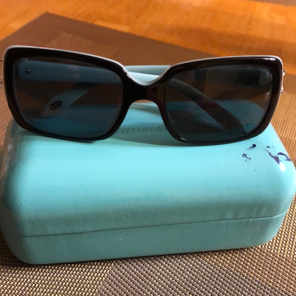 Tiffany’s sunglasses